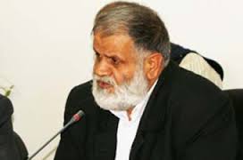 کسی که می‎گوید راه شهید را ادامه می‎دهم اما از ولایت پیروی نکند دروغگوست 